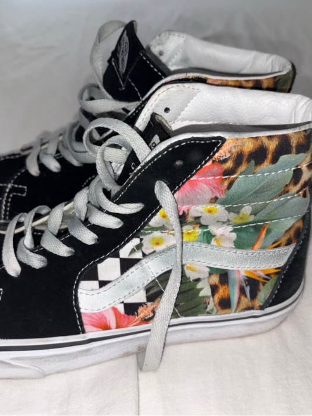 Vans SK8-Hi High Top Sneakers Black Floral Leopard Print Women’s Size 8